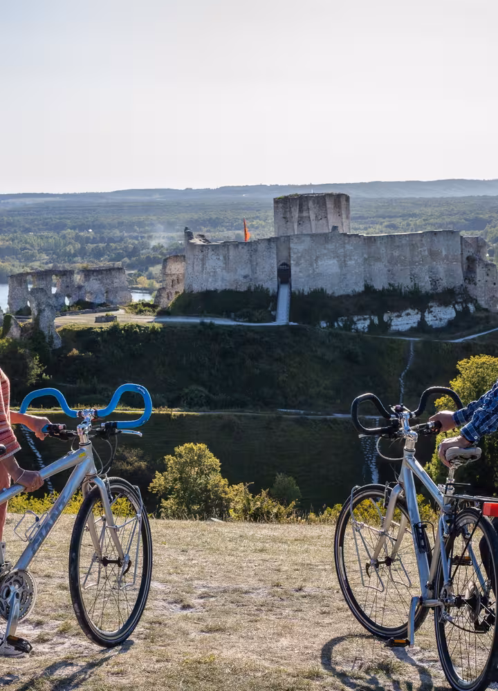Panorama sur les boucles de la Seine et château Gaillard aux Andelys